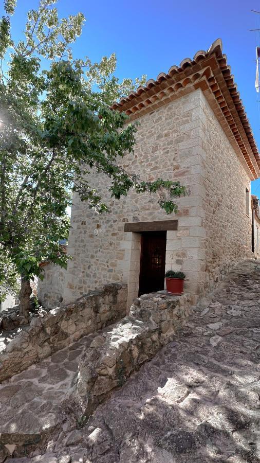 Ferienwohnung La Casa De La Acacia Olba Exterior foto
